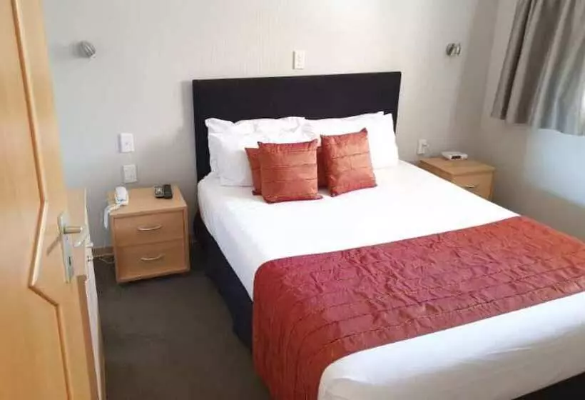 ダブルベッドのスタンダードスタジオ, Admiralty Lodge Motel