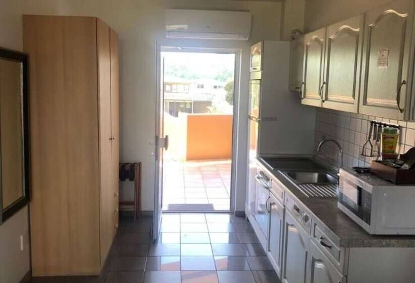 Студия Стандарт Двуспальная Кровать, Admiralty Lodge Motel