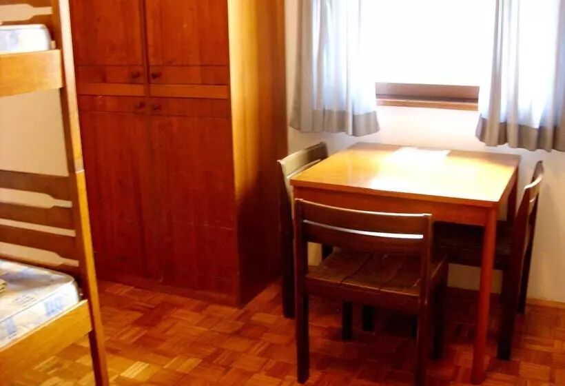 اتاق استاندارد با سرویس بهداشتی مشترک, Hi Hostel Zadar