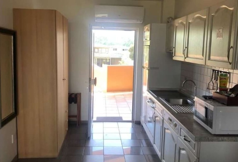 استودیوی استاندارد با تخت دوبل, Admiralty Lodge Motel