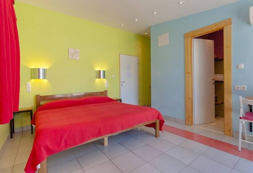 اتاق استاندارد, Domus Maritima