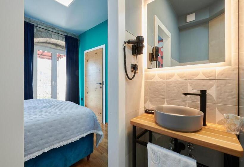 اتاق لوکس با بالکن و چشمانداز دریا, Domus Maritima