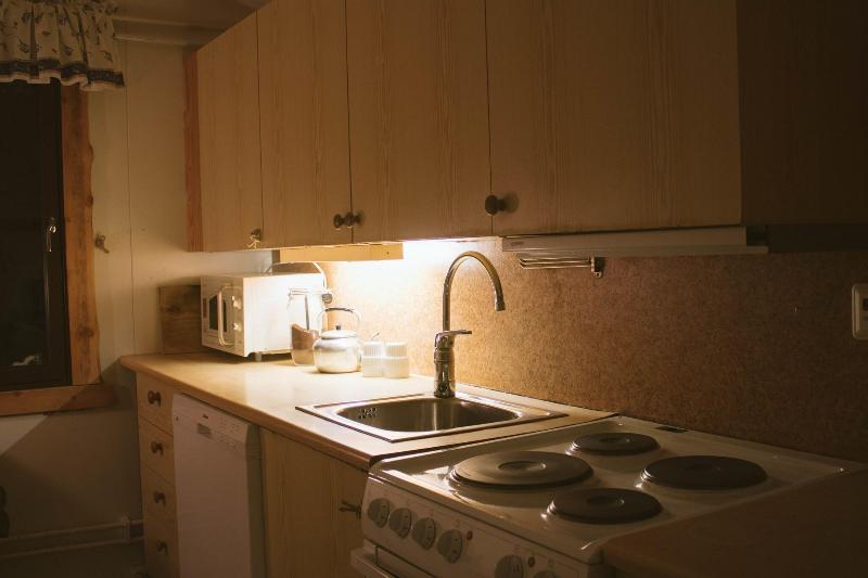 اتاق استاندارد یک تخته با سرویس بهداشتی مشترک, Maryann S Polarrigg