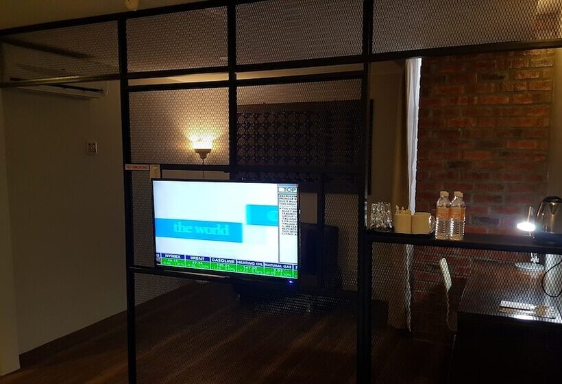 Номер Deluxe, Super 8 Hotel @ Georgetown