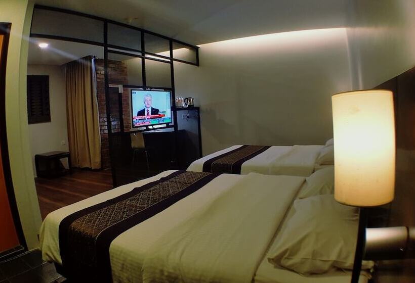 Номер Deluxe, Super 8 Hotel @ Georgetown