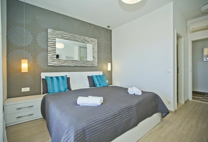 Tengerre Néző Comfort Szoba, Violeta Hvar