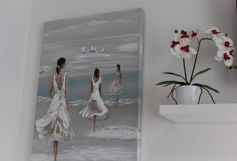 Tengerre Néző Comfort Szoba, Violeta Hvar