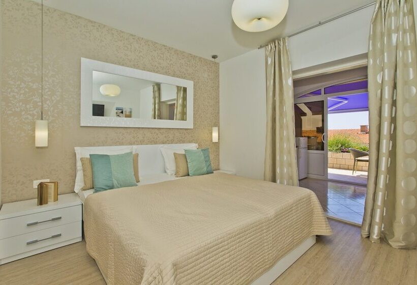 带1个卧室的舒适公寓, Violeta Hvar