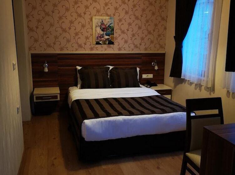 اتاق استاندارد سه نفره, Angels Garden