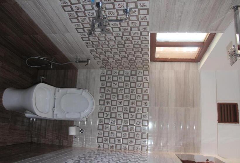 اتاق استاندارد, Khangsar Home