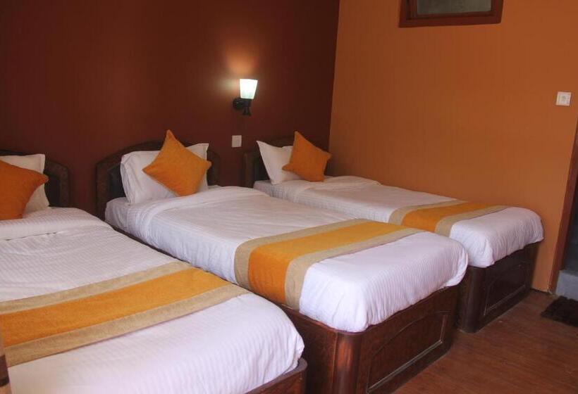 اتاق استاندارد سه نفره, Khangsar Home