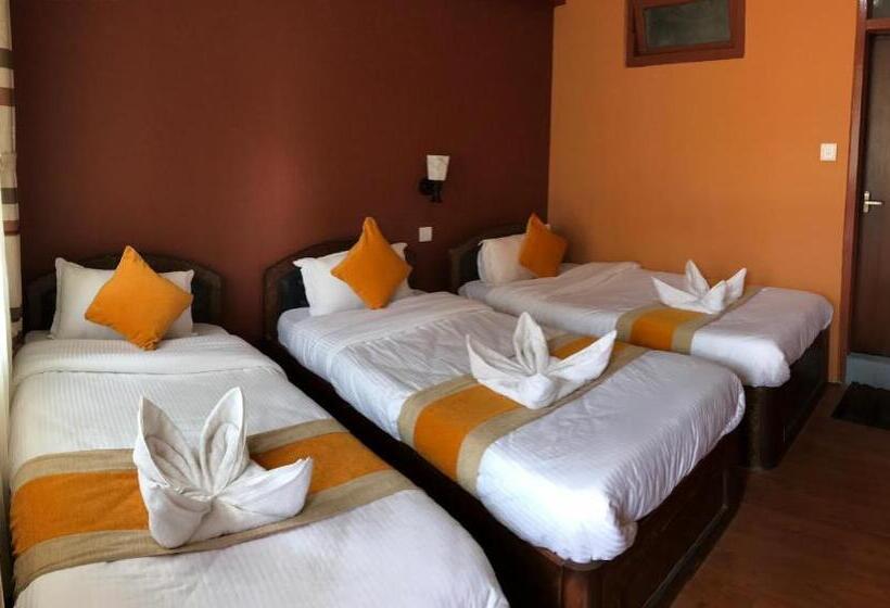 اتاق استاندارد سه نفره, Khangsar Home