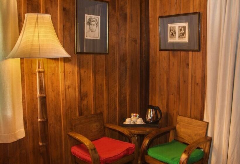 Номер Стандартный с Видом, La Folie Lodge