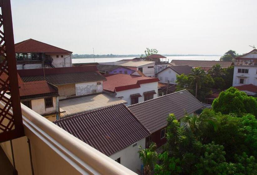 سوییت لوکس, Lao Orchid