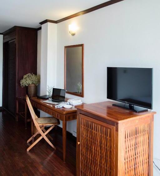 اتاق سوپریور, Lao Orchid