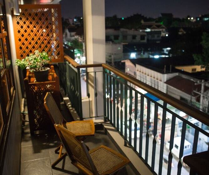 اتاق سوپریور, Lao Orchid