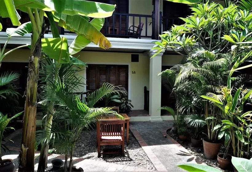 سوییت, Lotus Villa