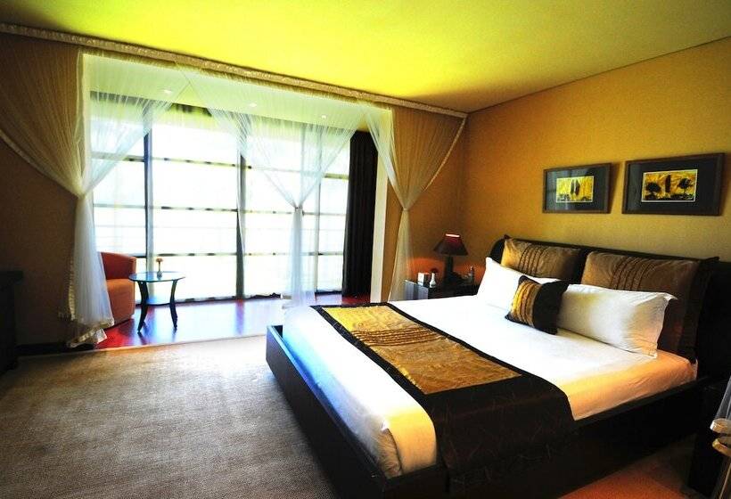 سوئیت ریاست جمهوری 2 خوابه, Munyonyo Commonwealth Resort