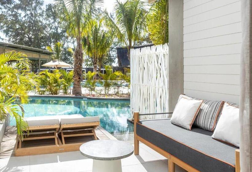 디럭스 룸, Sunrise Attitude