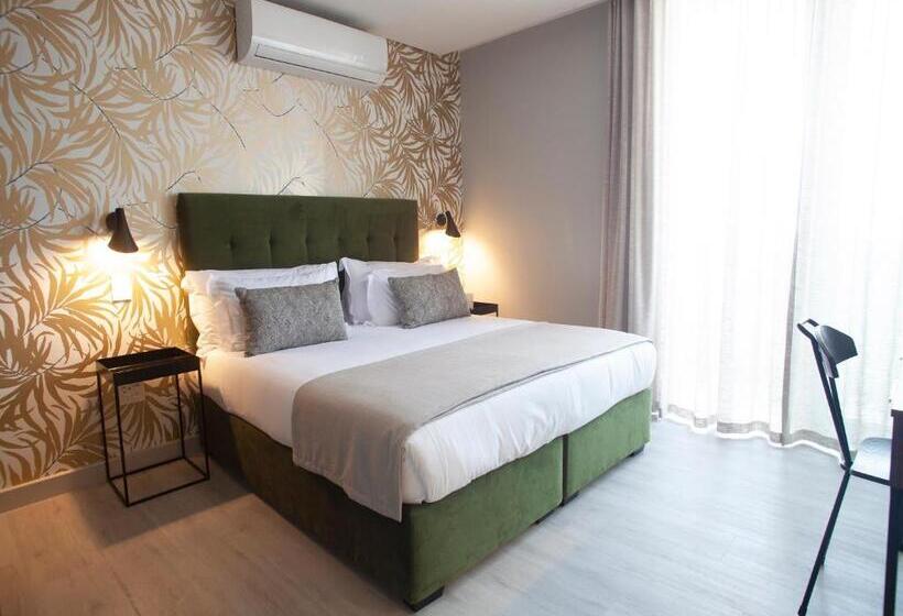 디럭스 룸 킹사이즈 침대, Zest Boutique Hotel By The Living Journey Collection