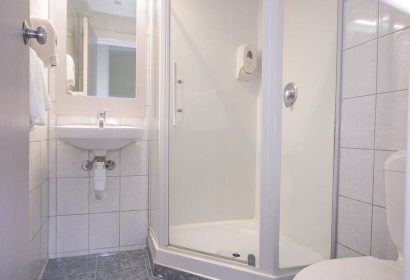 חדר סטנדרט חדר אמבטיה משותף, Waterloo & Backpackers