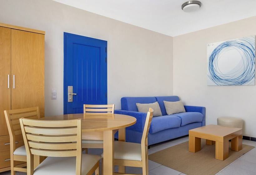 דירת חדר, Apartments At Cala Blanca