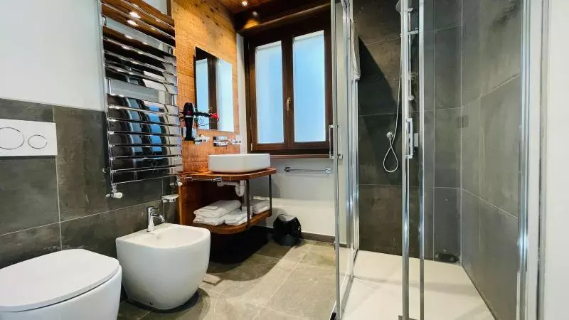 スタンダードスタジオ, Residence Villa Linda