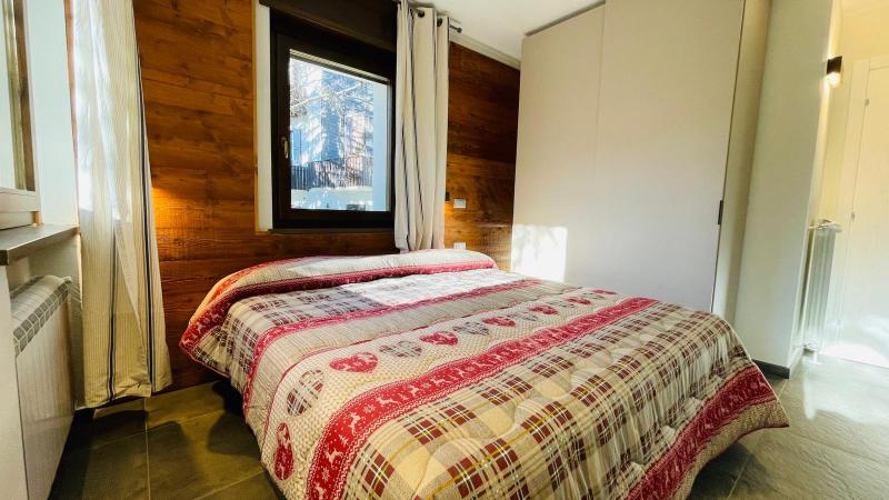 스탠다드 스튜디오, Residence Villa Linda