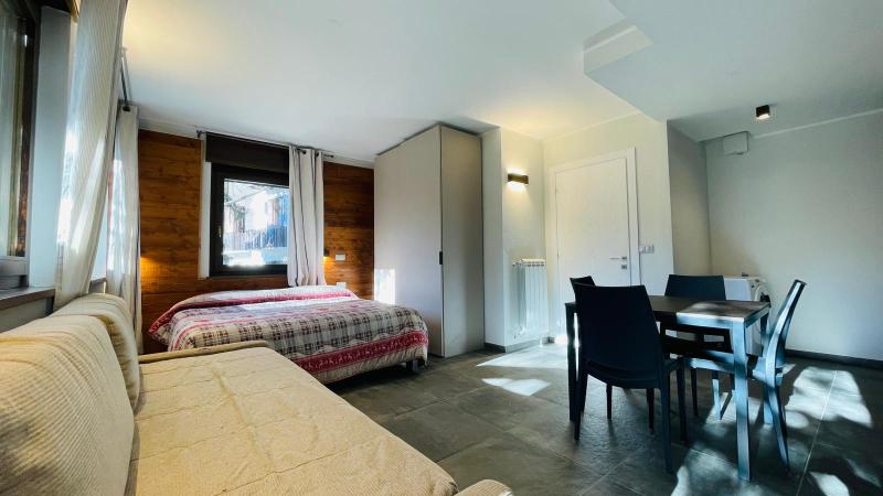 スタンダードスタジオ, Residence Villa Linda