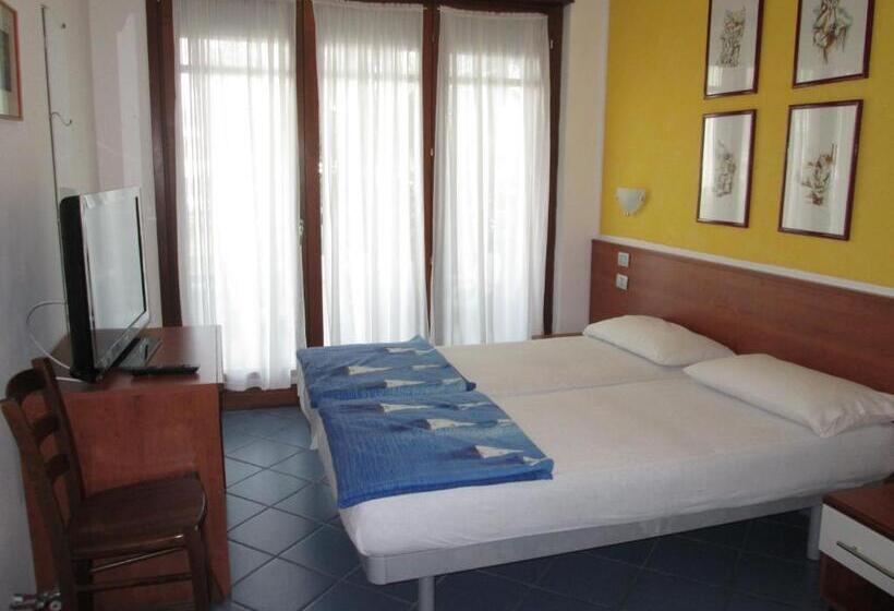 Апартаменты 1 Спальня с Балконом, Appartamenti Katja