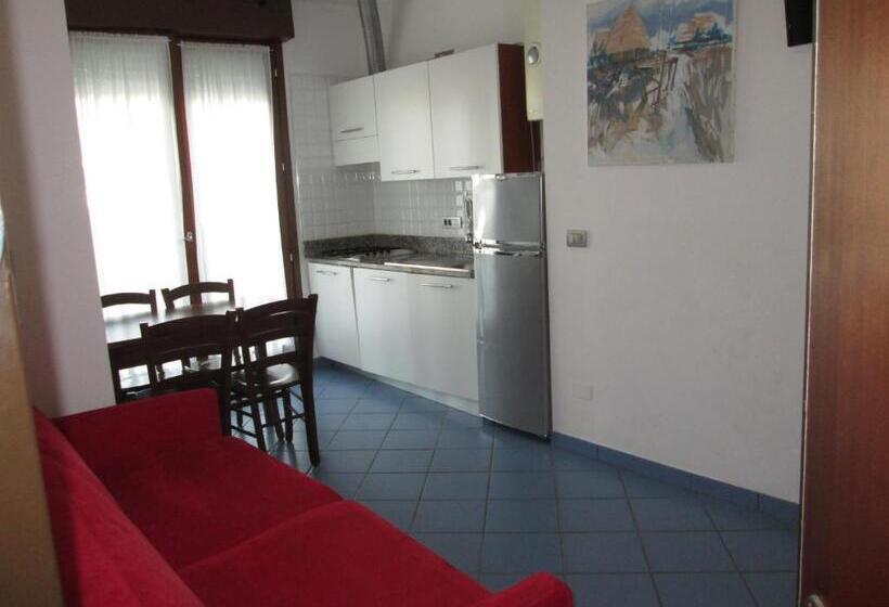 Апартаменты 1 Спальня с Балконом, Appartamenti Katja