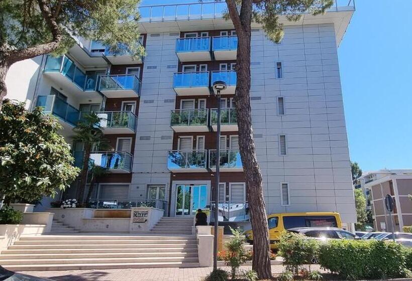 Студио Стандарт с Балконом, Appartamenti Katja