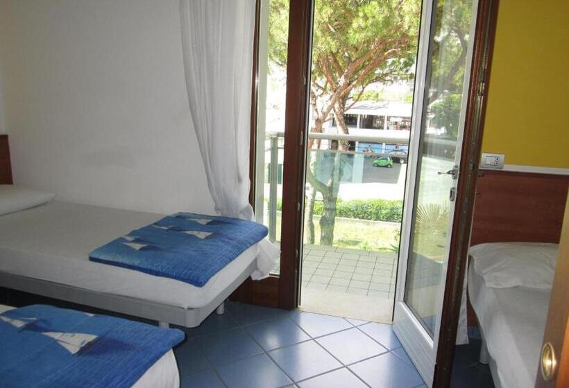 Студио Стандарт с Балконом, Appartamenti Katja