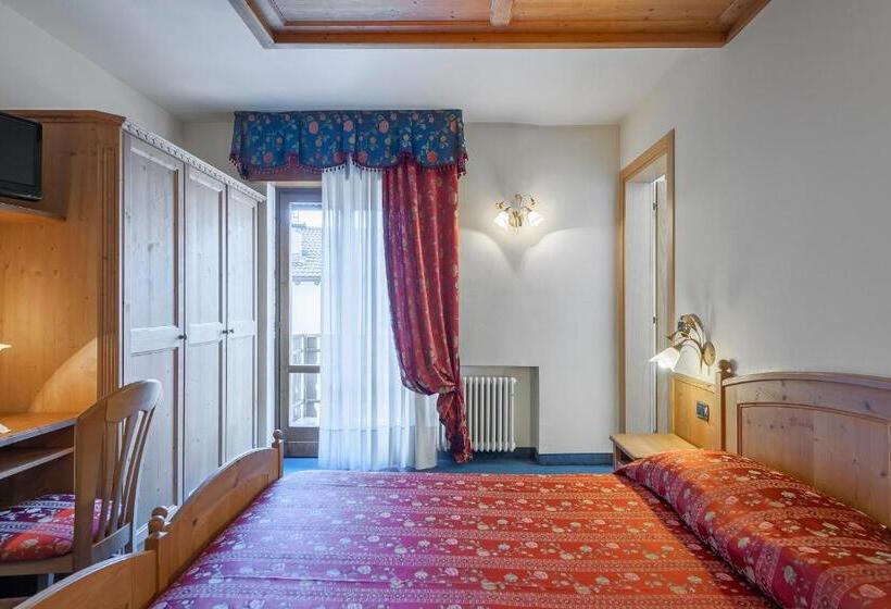 Номер Superior, Family Hotel La Perla