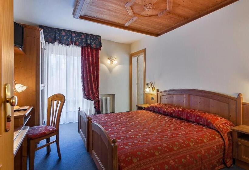 Номер Superior, Family Hotel La Perla