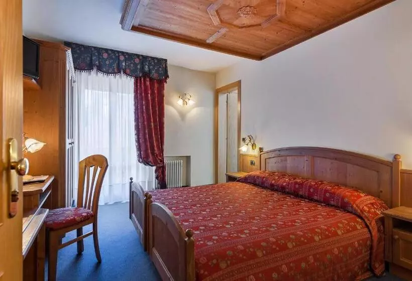 スーペリアールーム, Family Hotel La Perla