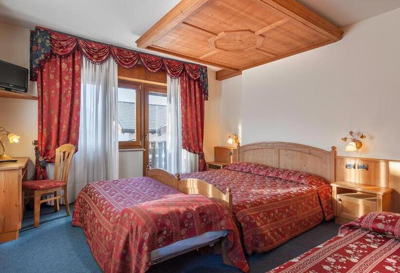 Четырехместный Номер Superior, Family Hotel La Perla