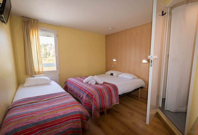 غرفة قياسية ثلاثية, Fasthotel Annecy