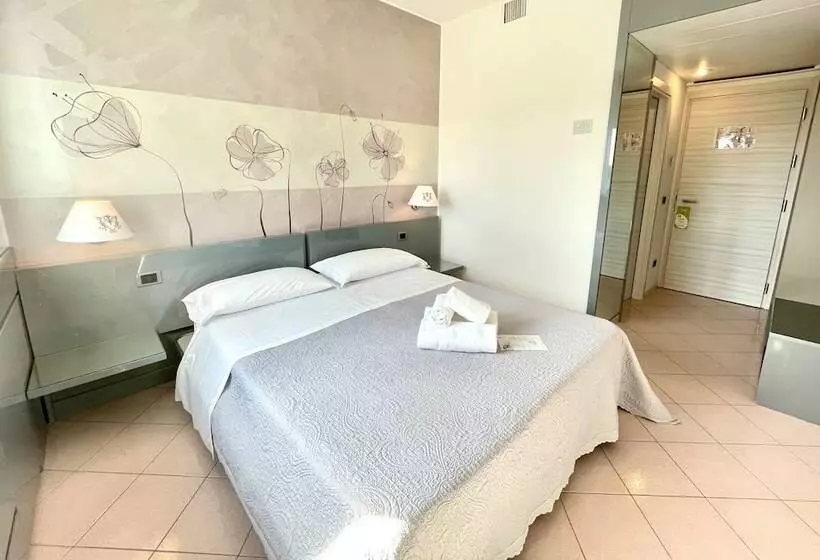 Standard-huone, Alfieri