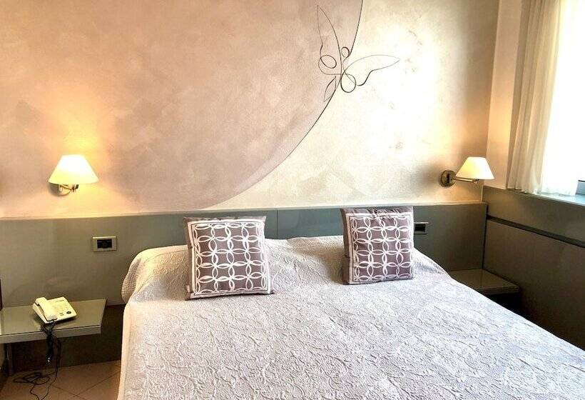 غرفة قياسية, Alfieri