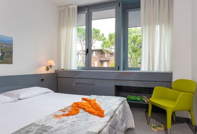 غرفة قياسية, Alfieri