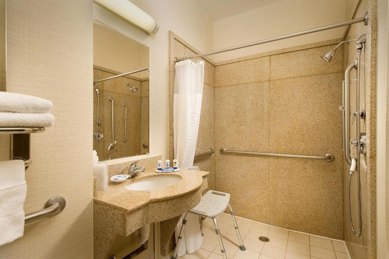 스탠다드 룸 킹사이즈 침대, Fairfield Inn & Suites By Marriott Marshall