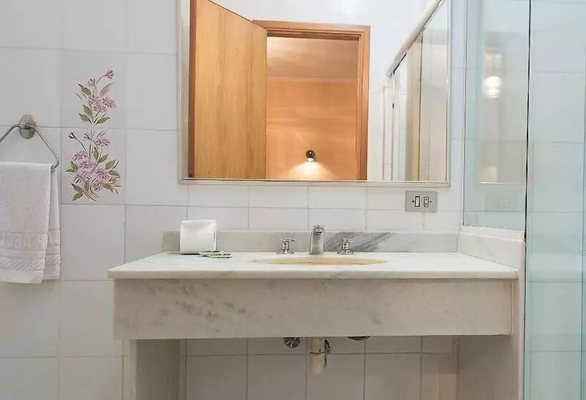 Standard Neljän Hengen Huone, Itajuba
