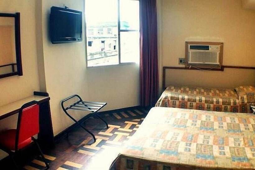 اتاق استاندارد چهار تخته, Itajuba