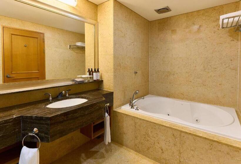 Номер Deluxe, Mercure Ambassador Jeju