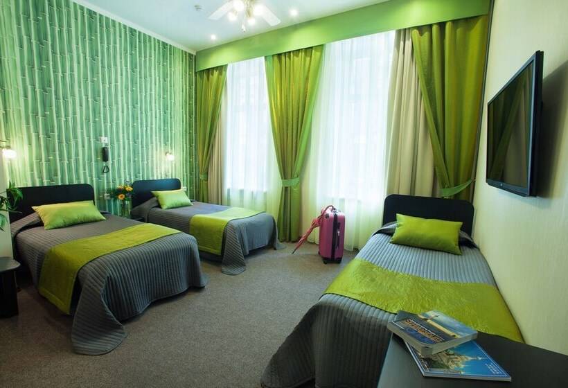 コンフォートトリプルルーム, Nevsky Contour