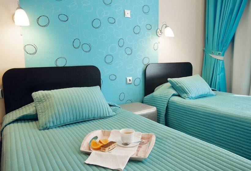 コンフォートトリプルルーム, Nevsky Contour