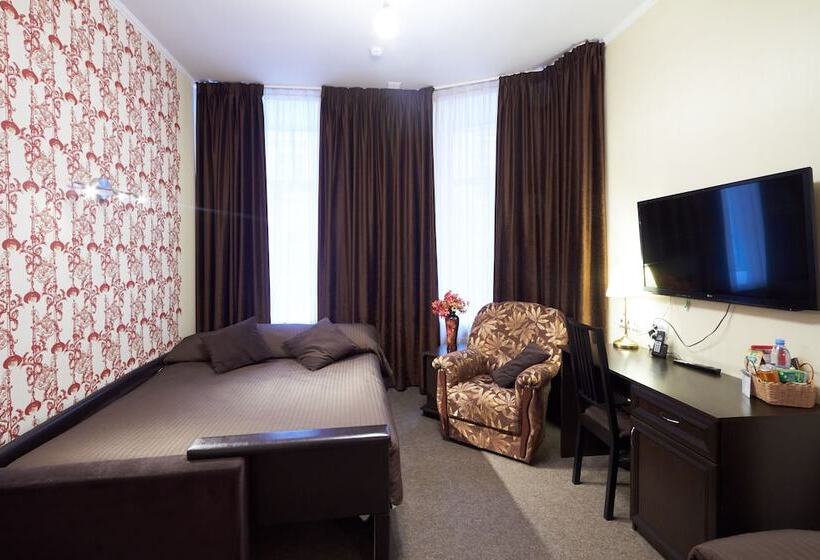 コンフォートトリプルルーム, Nevsky Contour