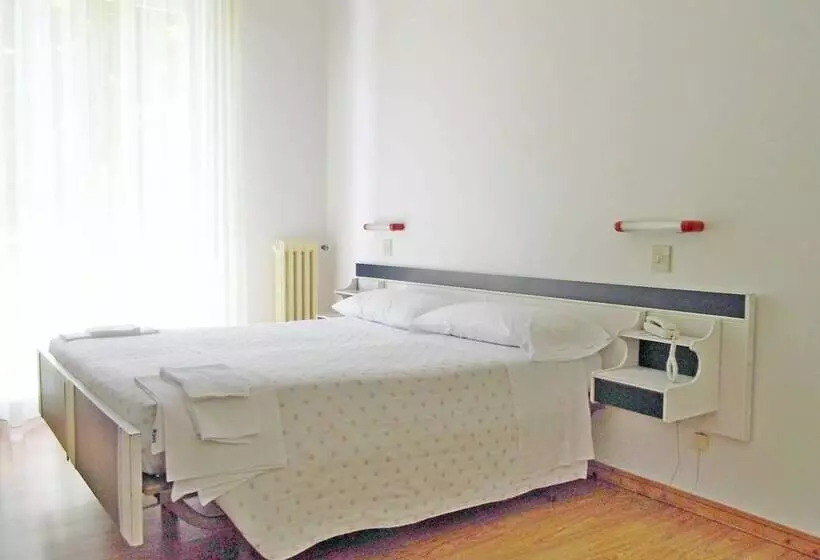 Standard-huone, Prati
