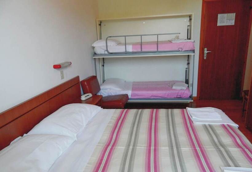 Четырехместный Номер Стандарт, Prati